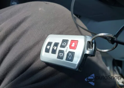 2013 Toyota Sienna Xle/Limited from USA, damaged, VIN 5TDYK3DC7DS291943